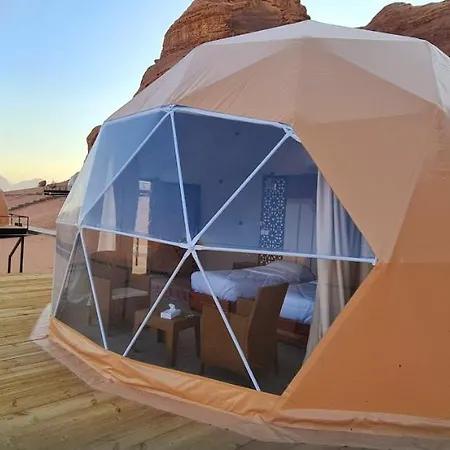Hotel Hasan Zawaideh Luxury Camp 2 Wadi Rum Exterior foto