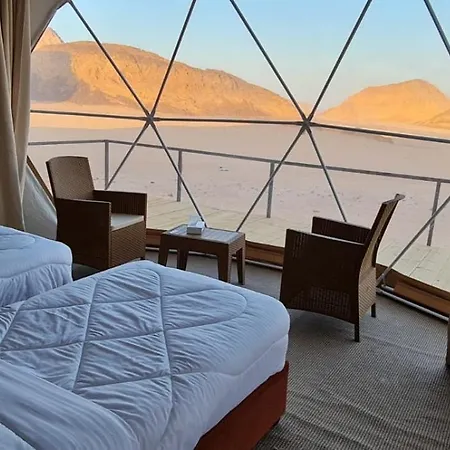 Hotel Hasan Zawaideh Luxury Camp 2 Wadi Rum Exterior foto