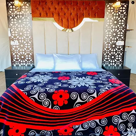 Hotel Hasan Zawaideh Luxury Camp 2 Wadi Rum Exterior foto