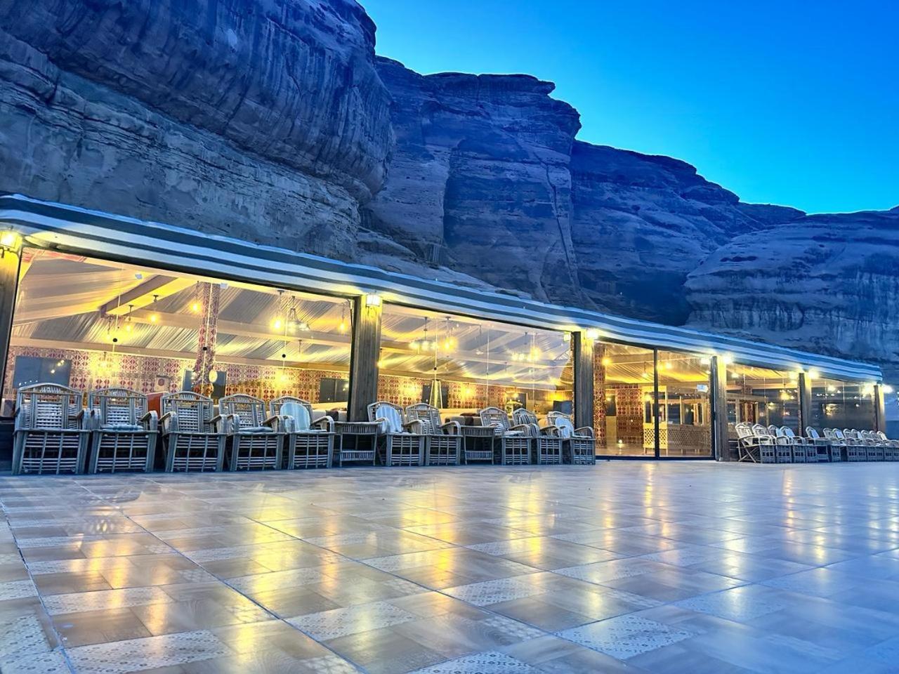 Hasan Zawaideh Luxury Camp 2 Luxuszelt Wadi Rum