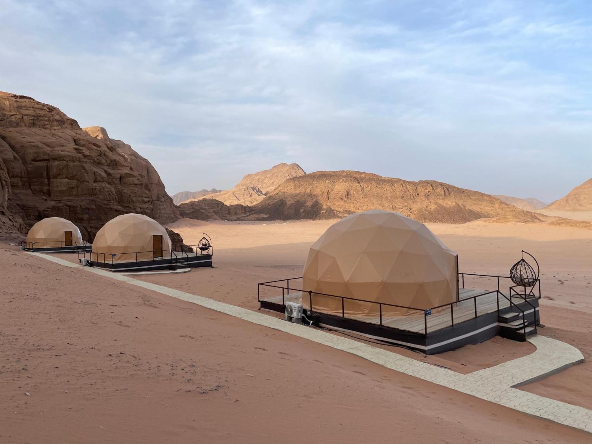 Hasan Zawaideh Luxury Camp 2 Wadi Rum