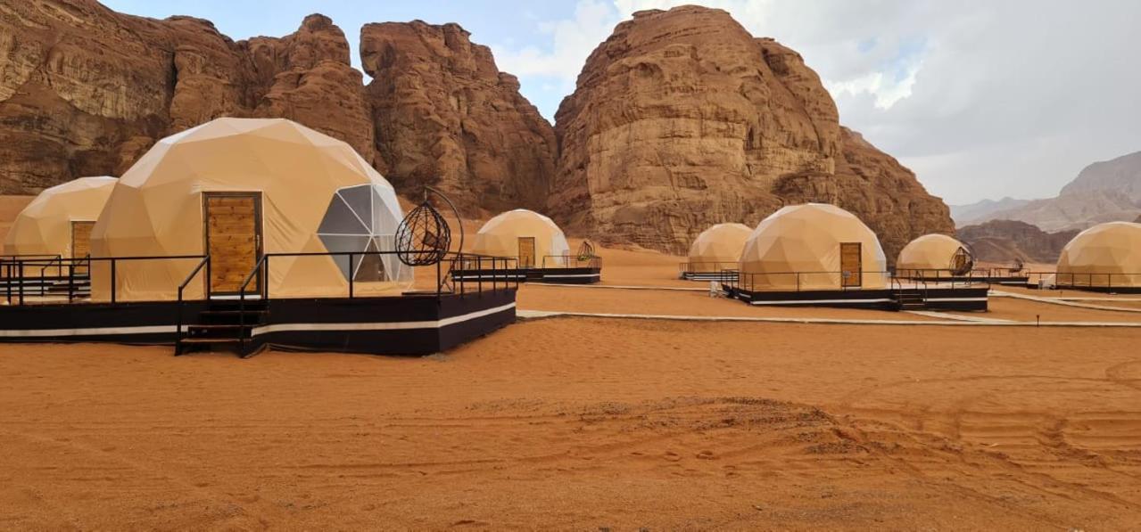 Hasan Zawaideh Luxury Camp 2 Wadi Rum